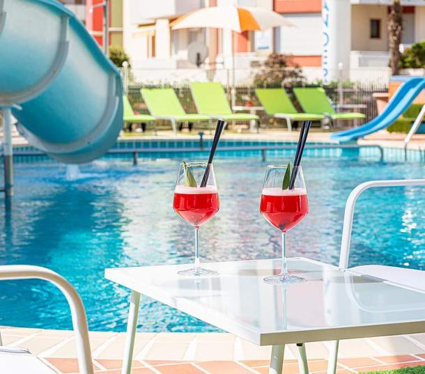 hotel-alexander en pool 013